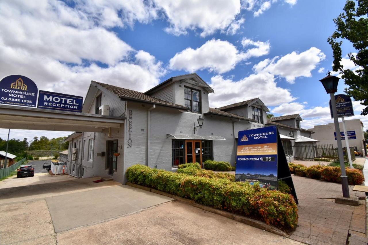 Townhouse Motel Cowra Exterior foto